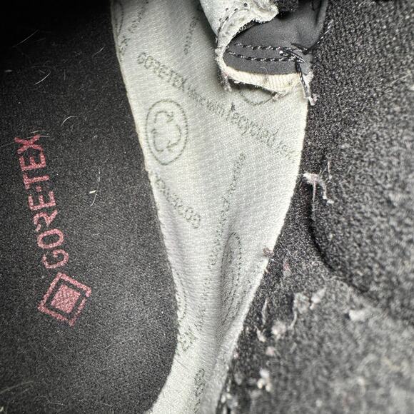 Size 7 - Wmns Air Jordan 5 Retro GORE-TEX Off-Noir Women's Shoes Ships Now - Picture 10 of 10